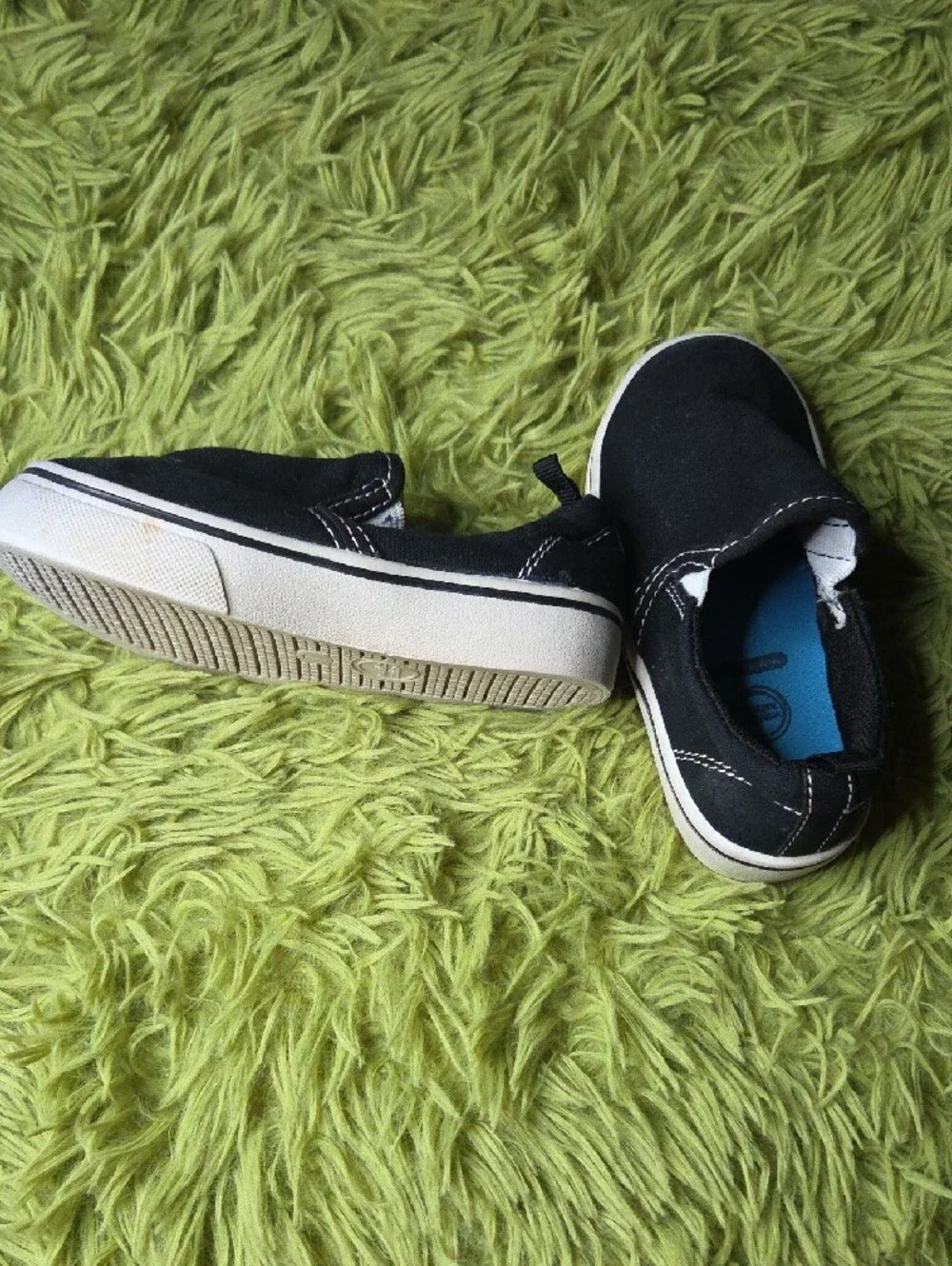wonder nation Black Slip-On‎ Kids Sneakers with White Soles